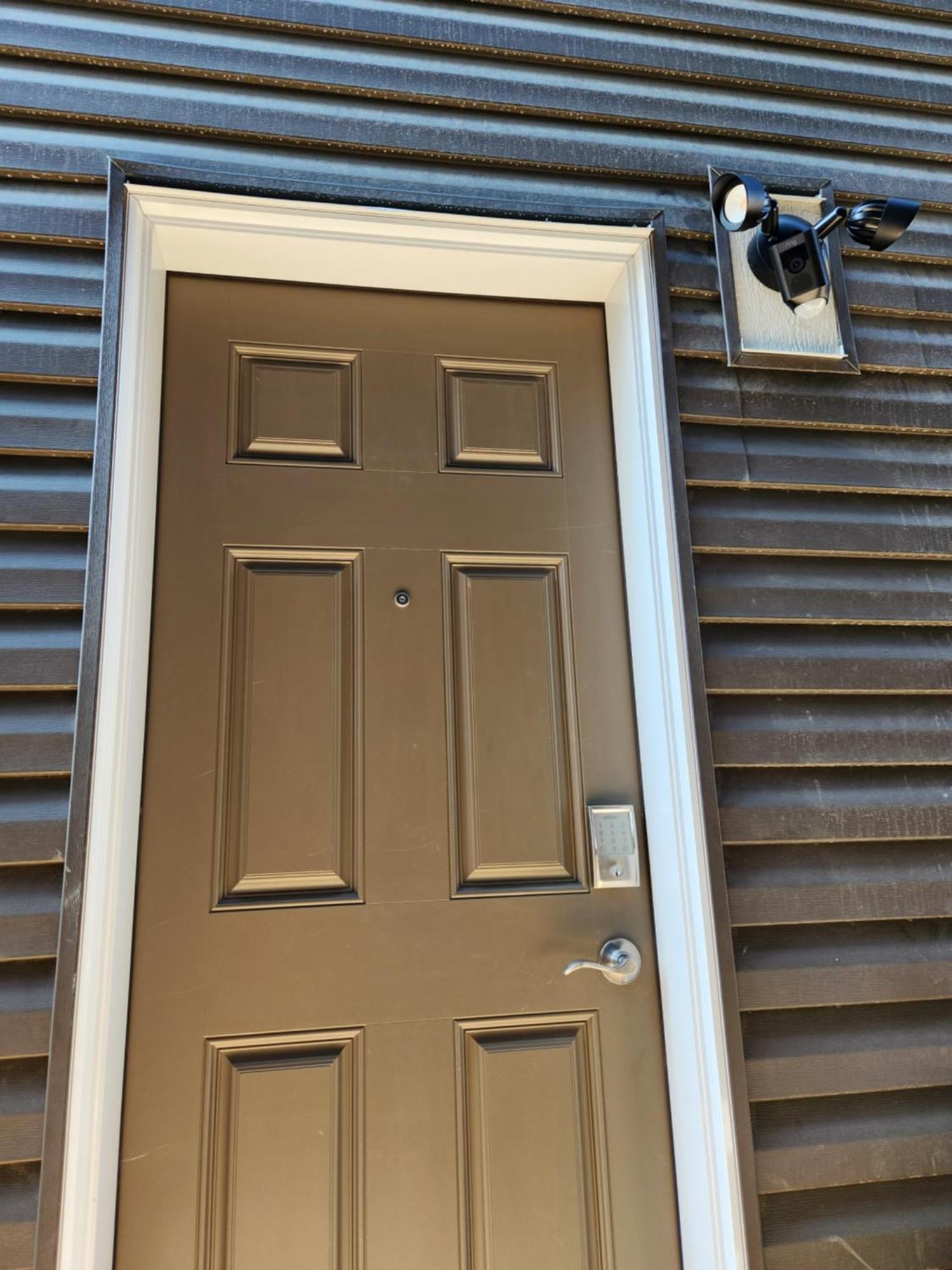 Brand New Deluxe 2 Bedroom With Ac & Den Apartment Calgary
