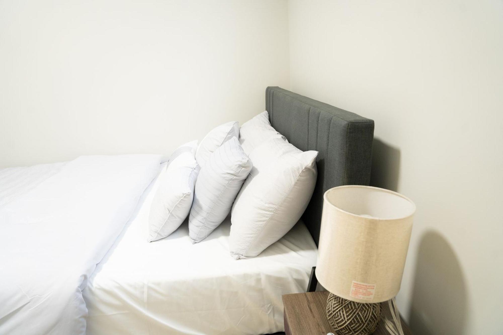 The Old Trafford - Stylish 2 Bed * Calgary