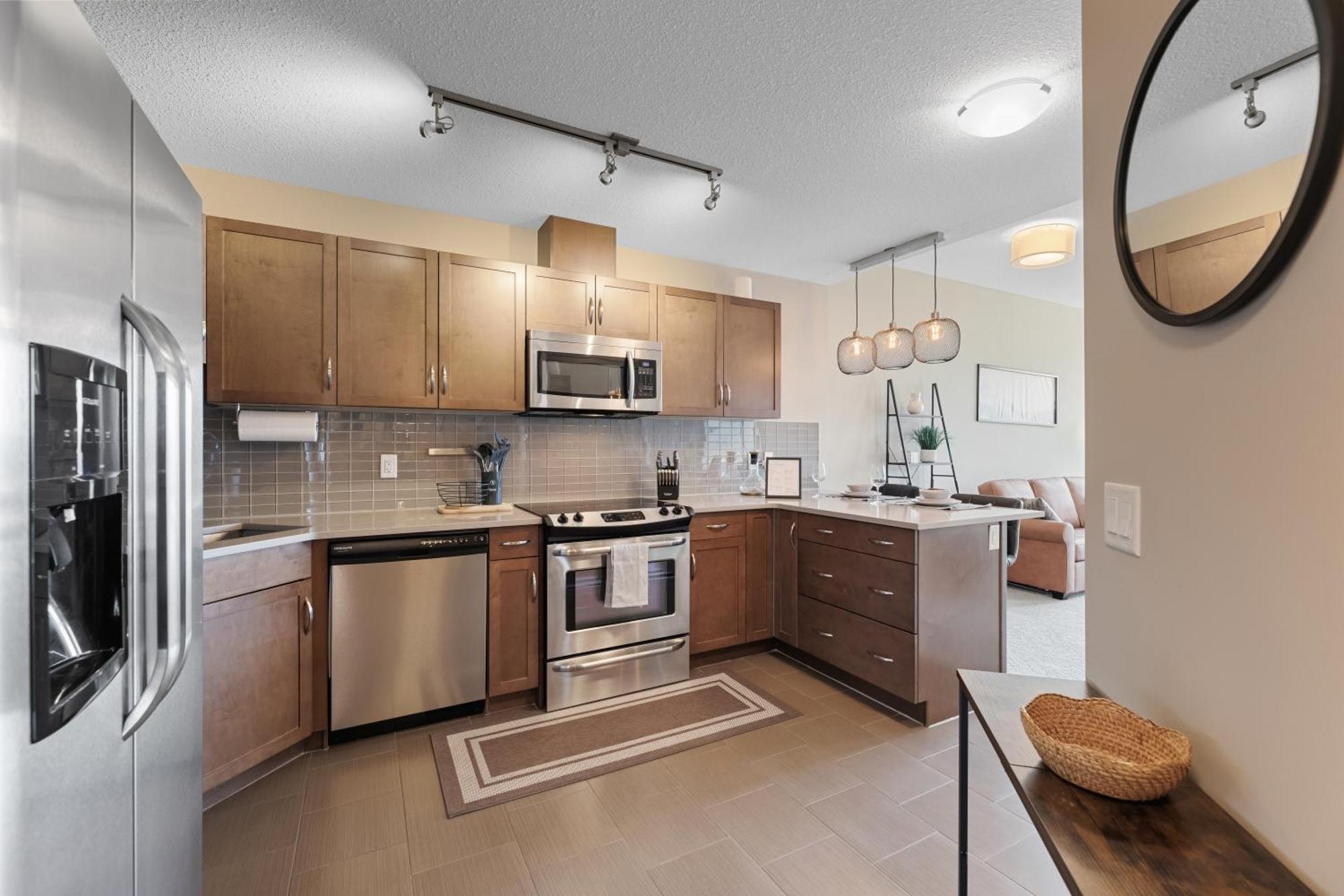 Heart Of Downtown Spacious Luxury With Stunning Views And Premium Amenities Apartment