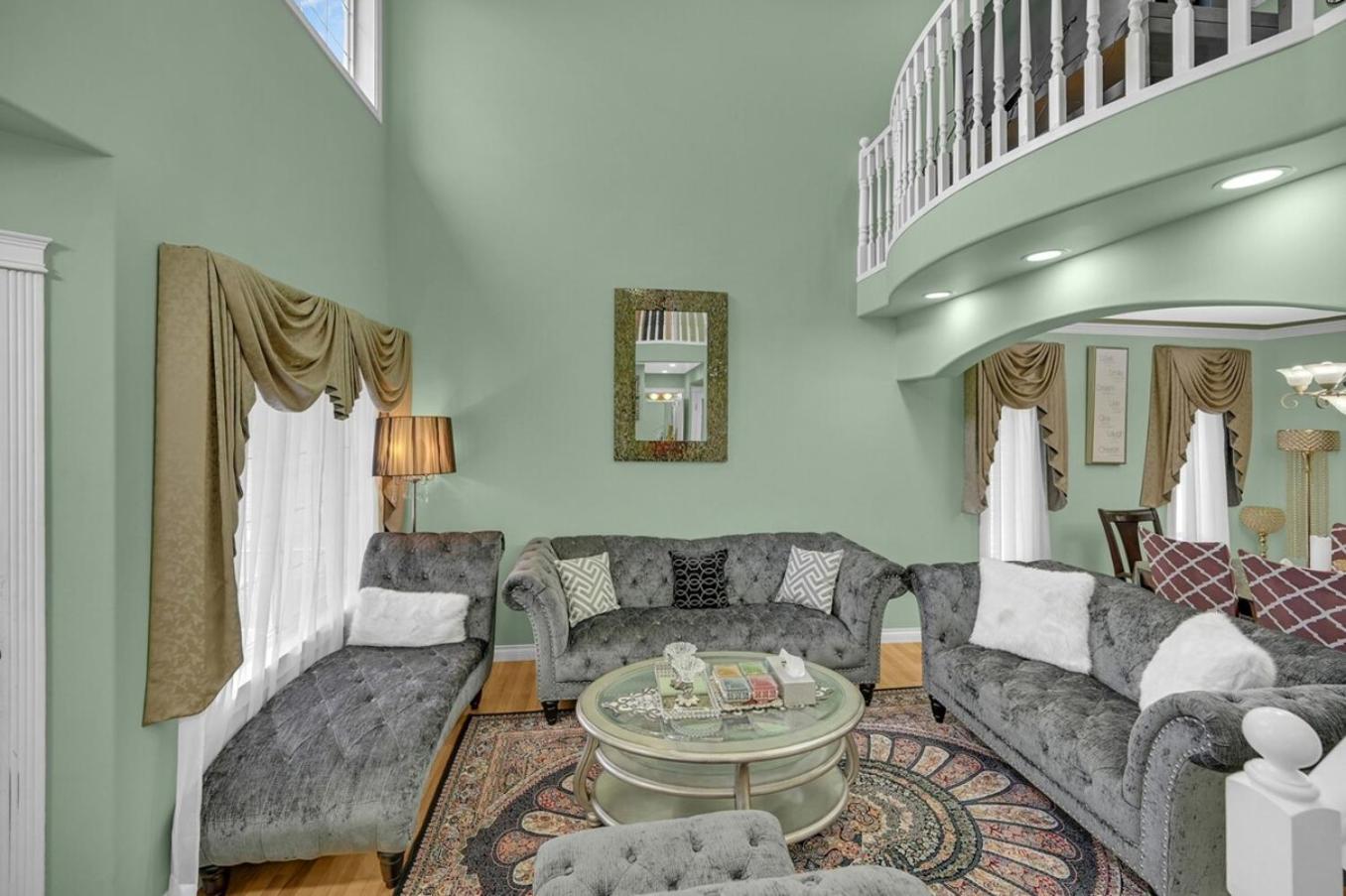 Holiday home 48a Luxury W Massage Meditation Gym Ac *