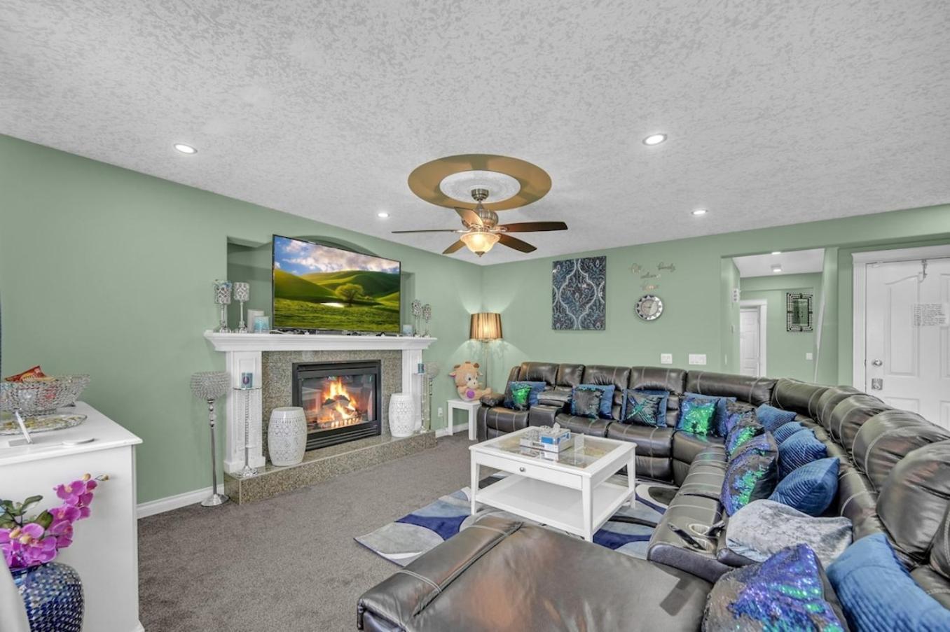 Holiday home 48a Luxury W Massage Meditation Gym Ac *