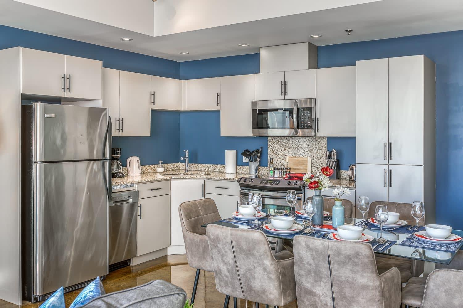 Cozy 2br With King Bed And Views