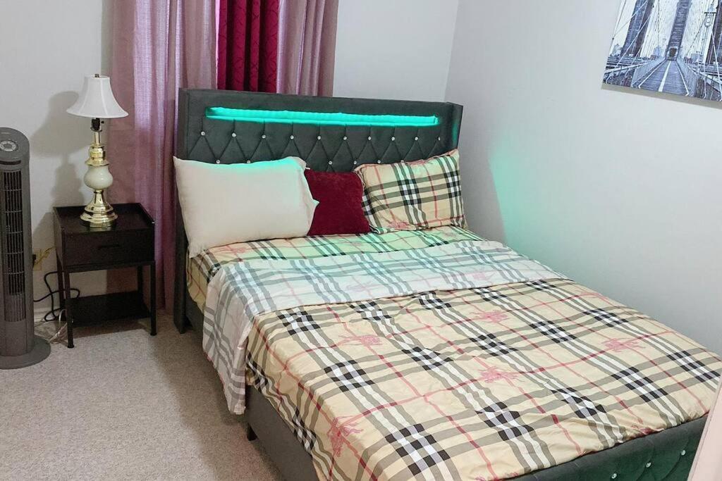 5 Guests, 2bedroom,2queen Bed, 1sofa Bed And 1bath Apartment