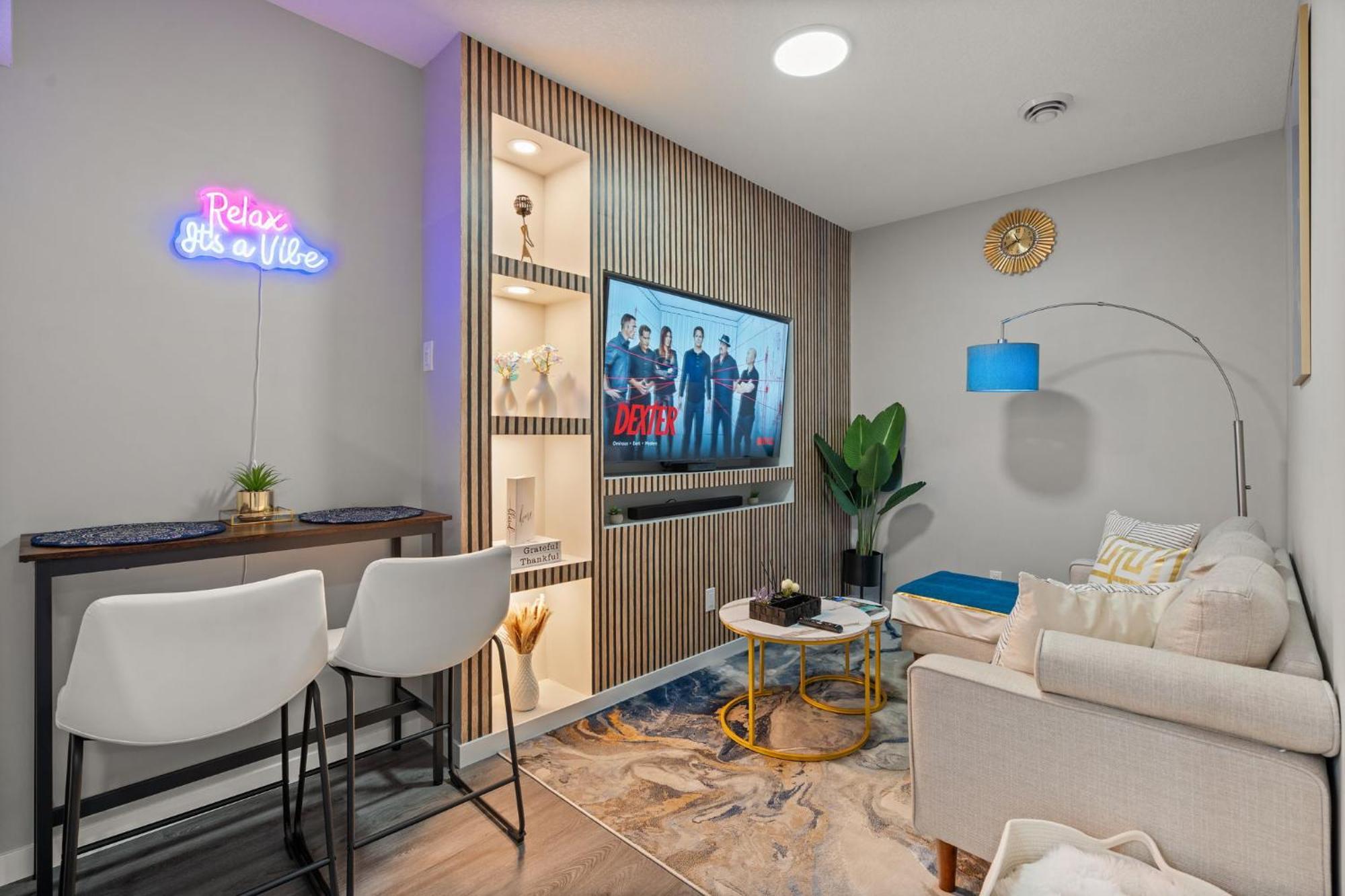 Meriweather - Breathtaking 1-bedroom *