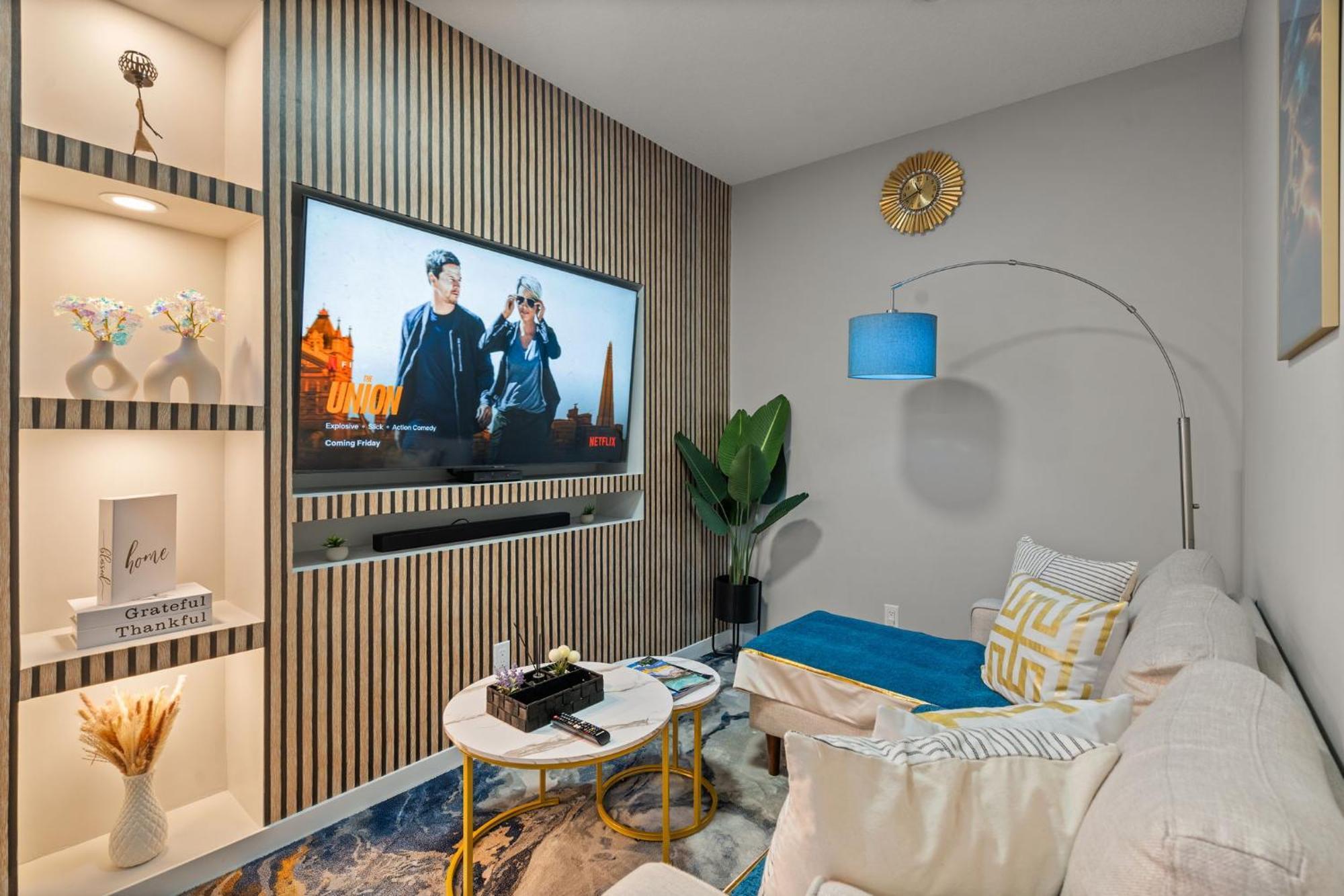 Meriweather - Breathtaking 1-bedroom