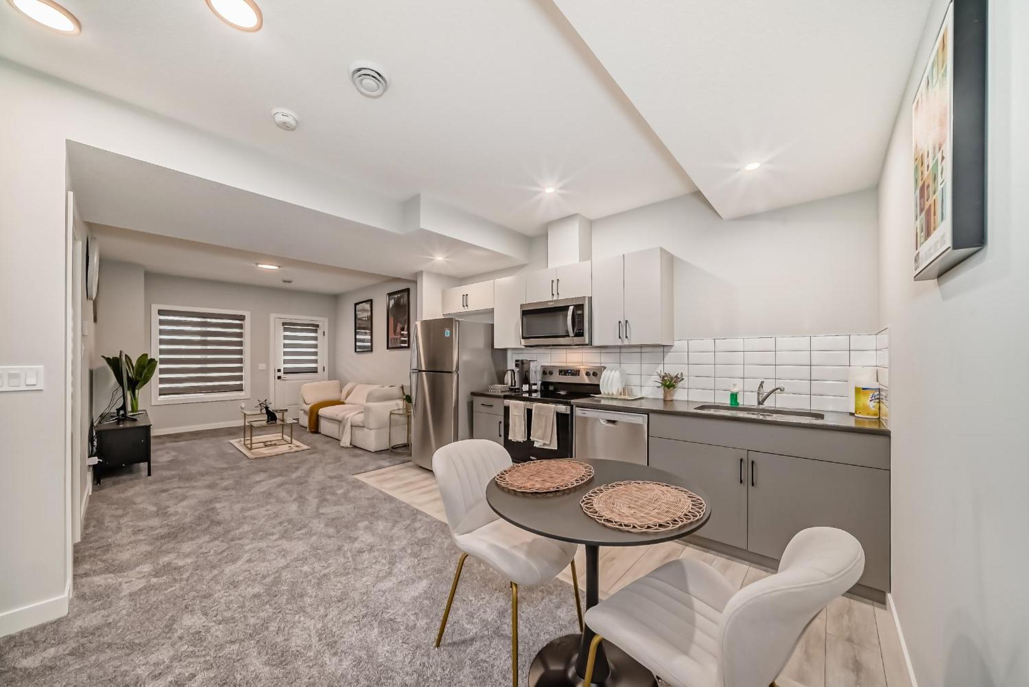 Cozy Basement Apartment