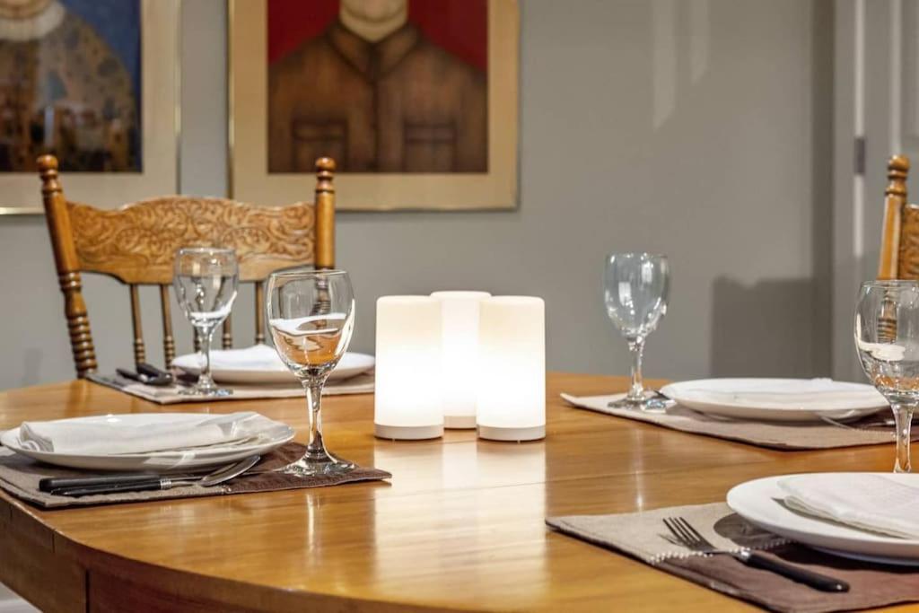 Escape To The Rockies But Near Includes Free Parking And Banff Entry Apartment