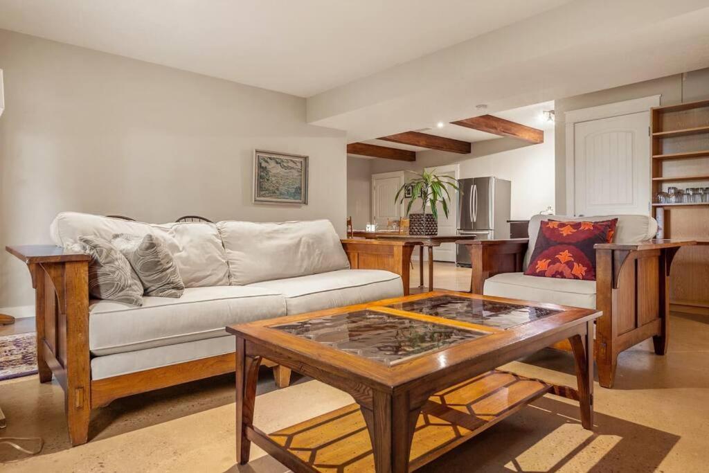 Apartment Escape To The Rockies But Near Includes Free Parking And Banff Entry Calgary