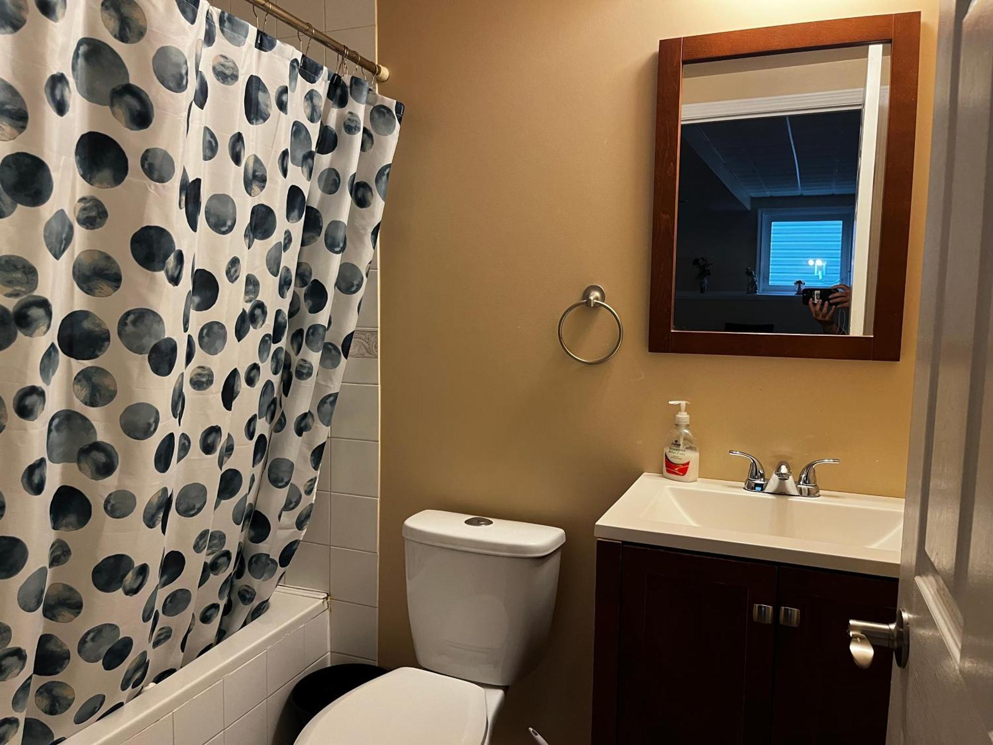 Citadel Hill Cr Community! Homestay Calgary