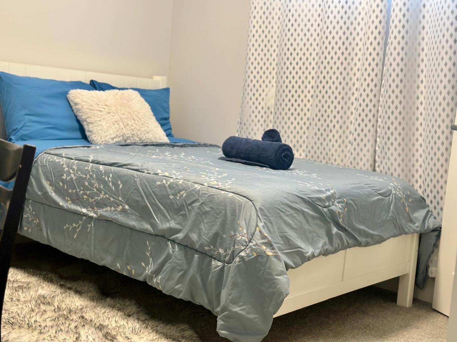 Tsegay Mezgebo Homestay Calgary