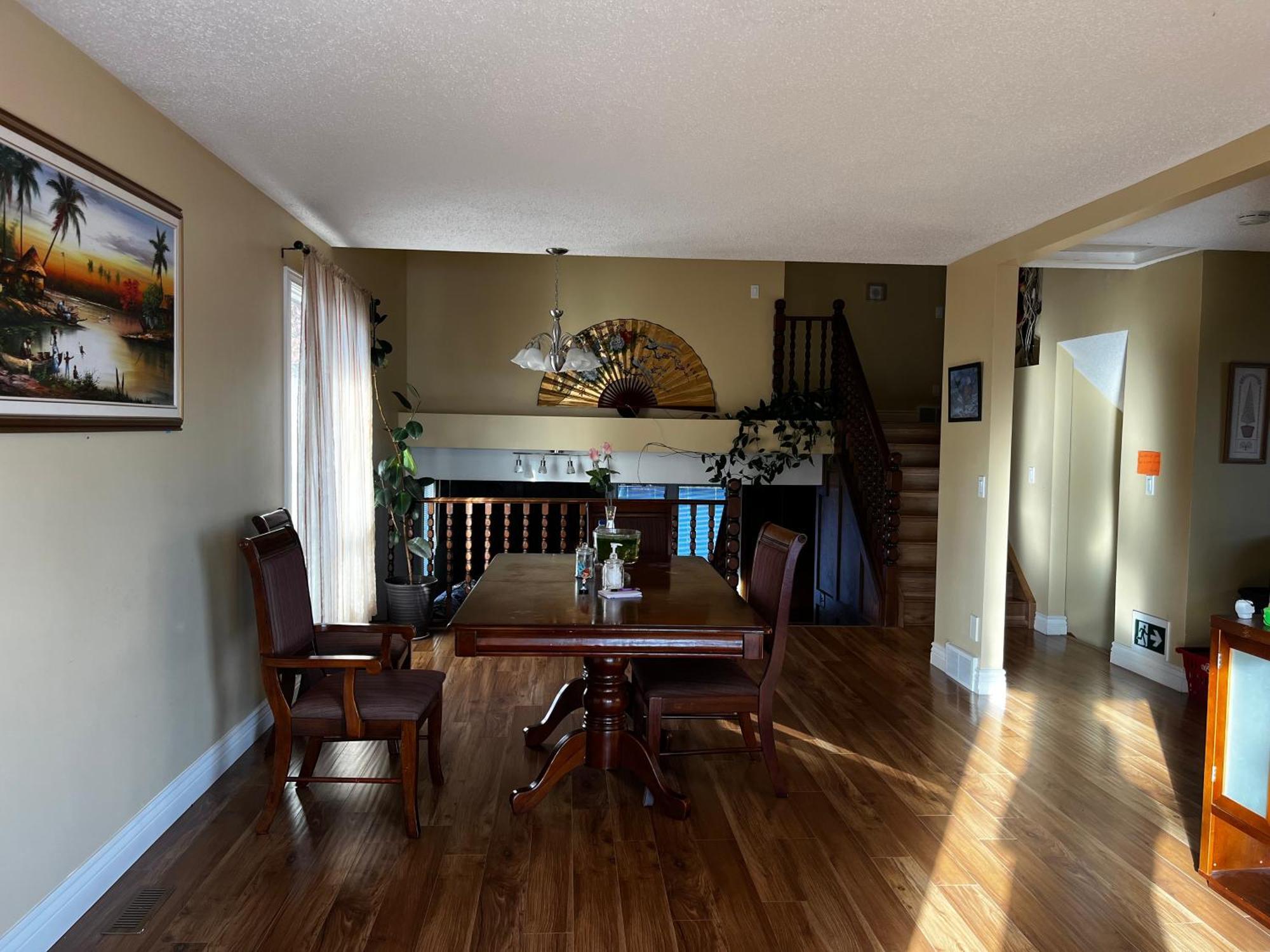 Beddington Masteroom Close Airport! Homestay *