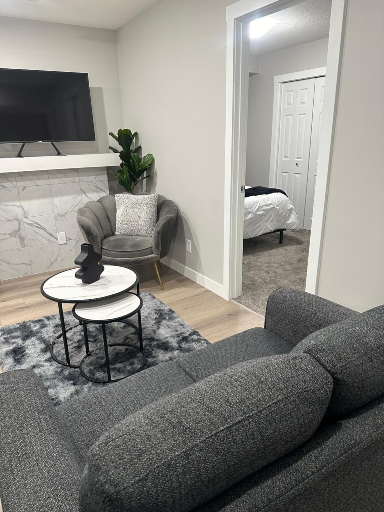 A Peaceful Cozy And Sparkling In A Very Serene Atmosphere