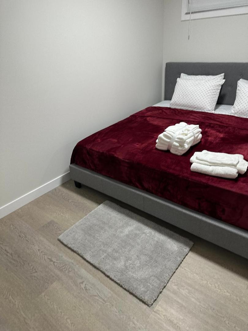Open Modern Concept 2br Basement *