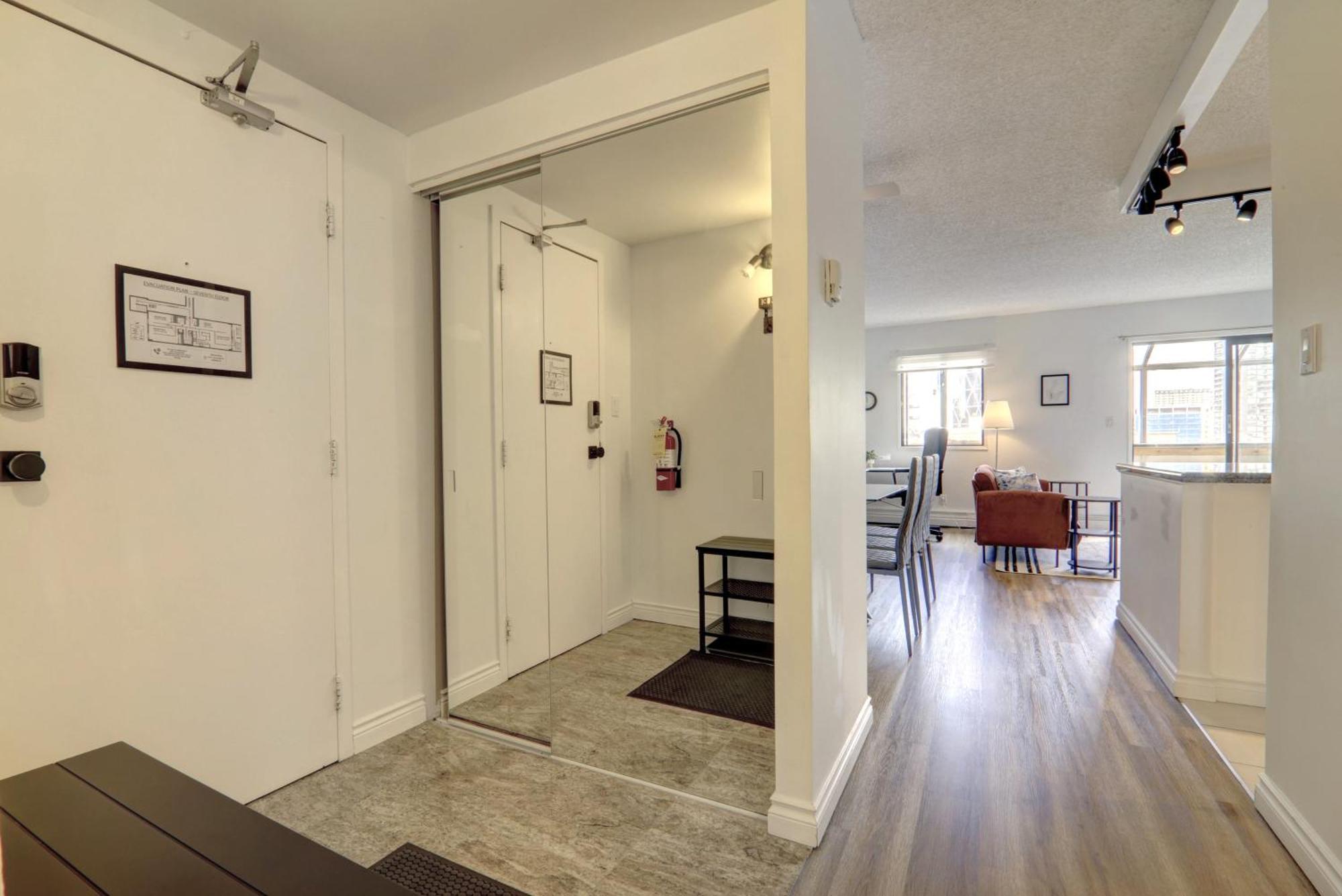 Corner 2br, Stampede & Dt Views By Doorbed * Calgary