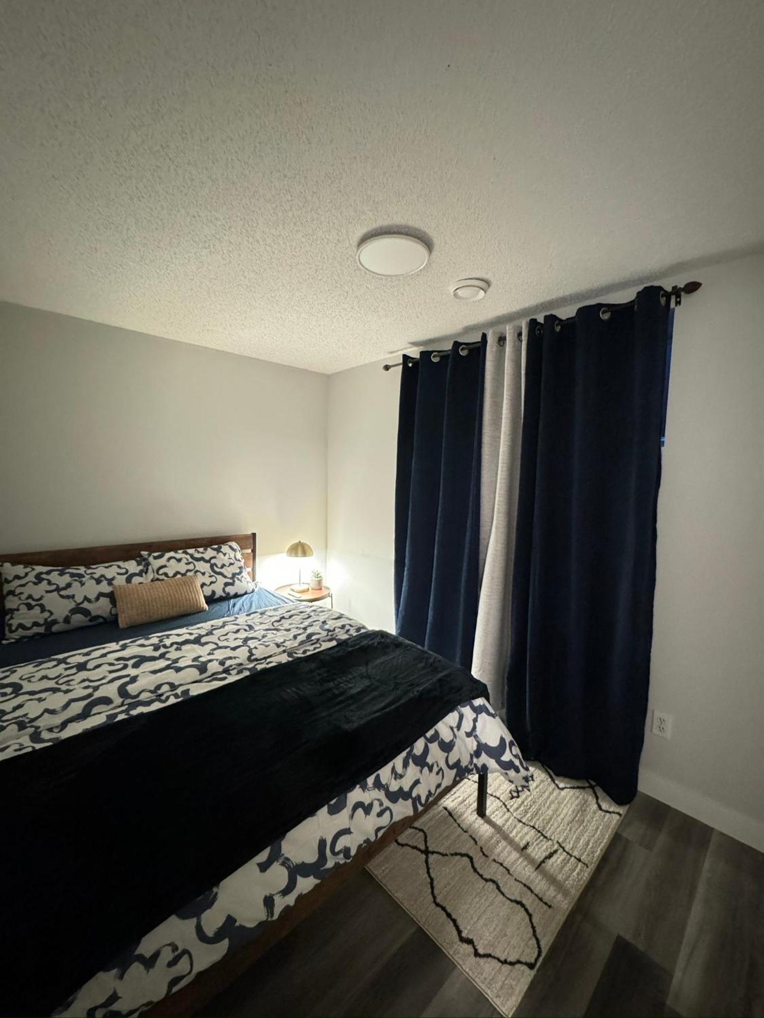 Modern 2 Bedroom Apartment Calgary