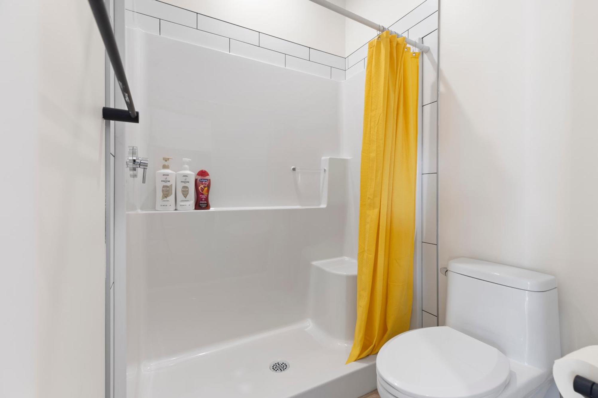 Entire 1bdr Bath 2 Min 2 Train Pineapple *
