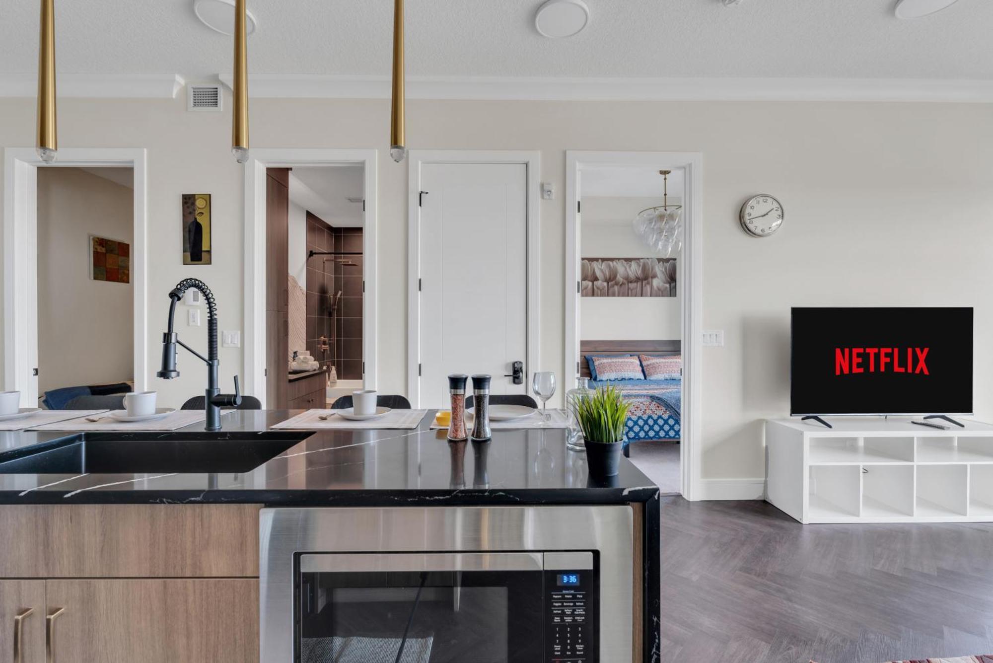 Stylish In Currie Barracks Apartment *