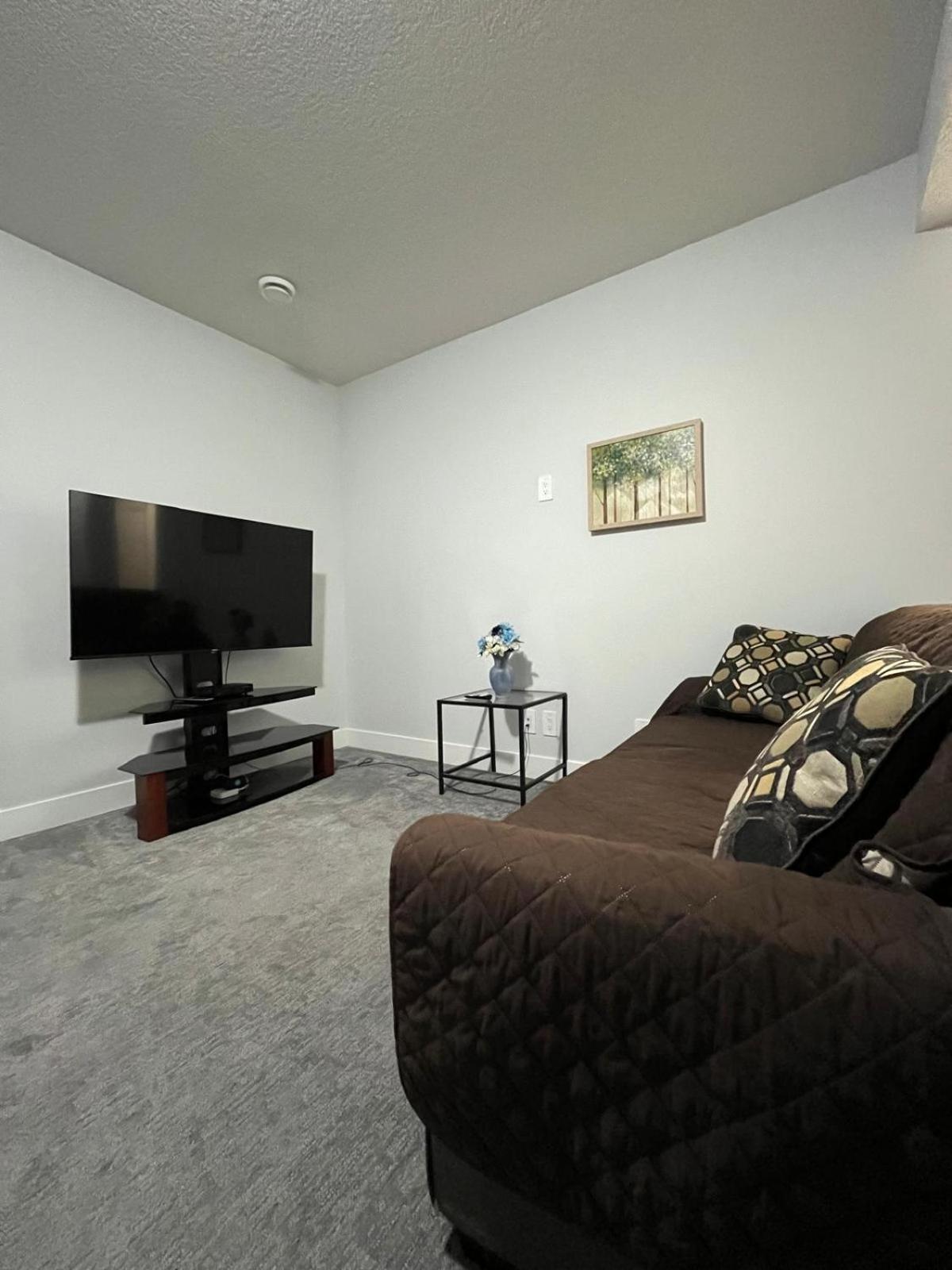 Arriva Apartment Calgary