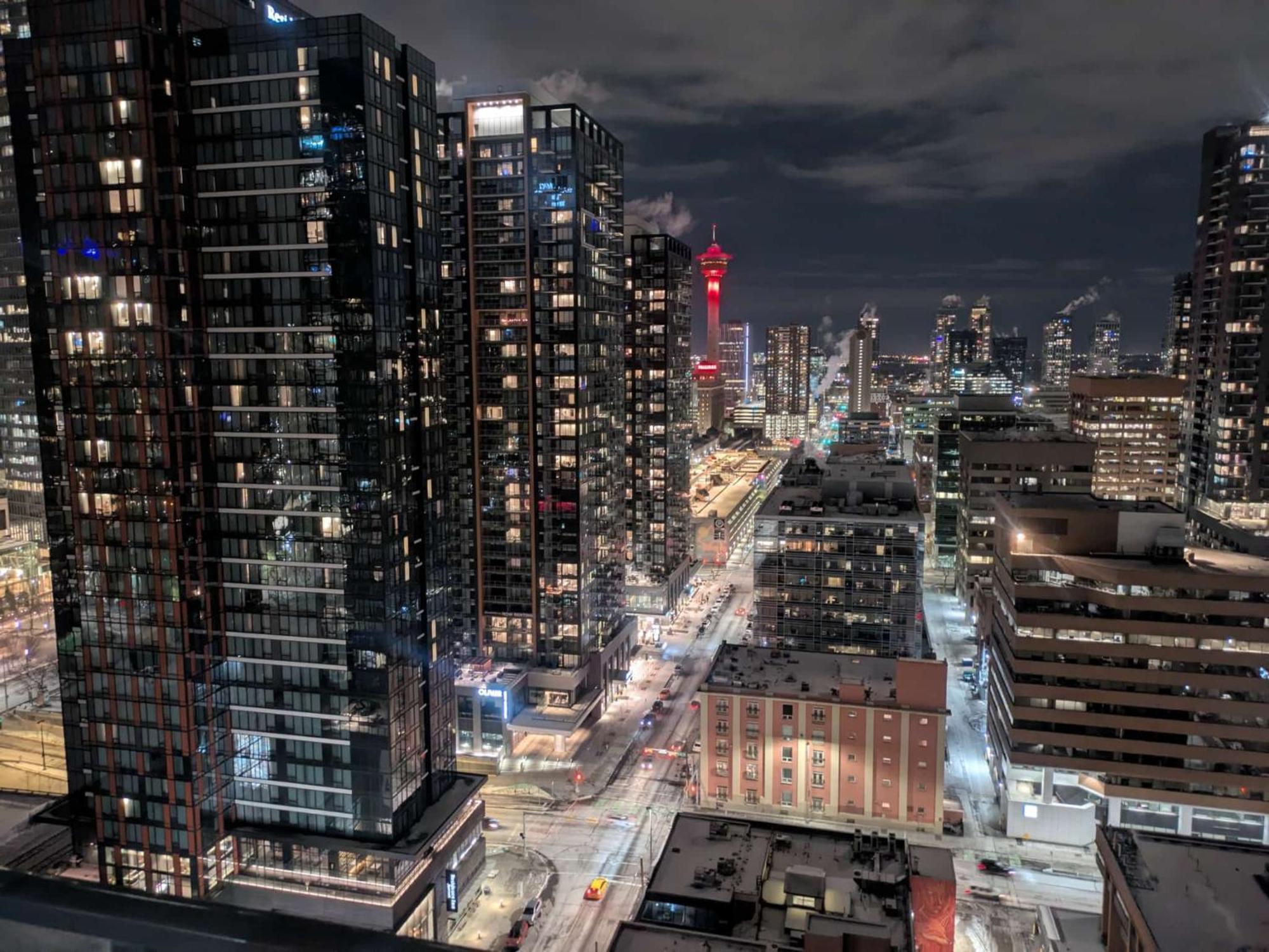 Breath Taking View For 4guest Dtskyline-22nd Floor Apartment Calgary