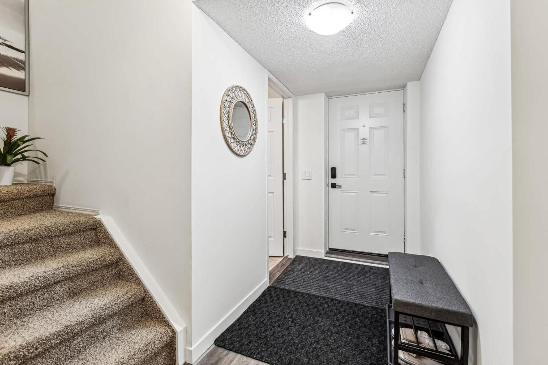 Holiday home Basement In - Short Drive To Banff