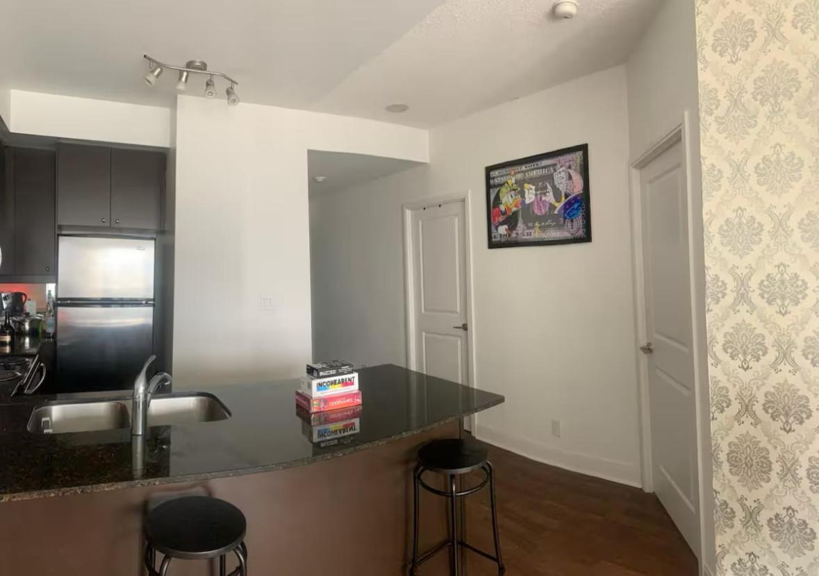 Modern At Upten Apartment Calgary