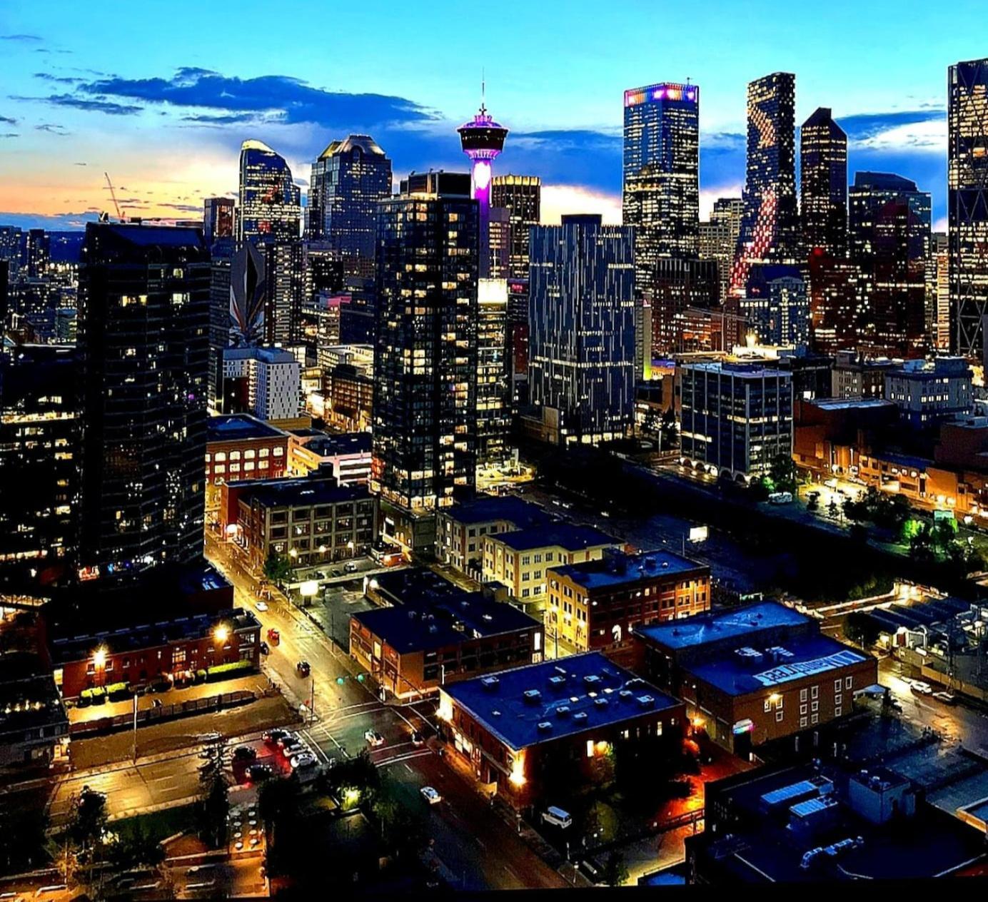 Breath Taking View-4guest Dt Skyline 35th Floor Calgary
