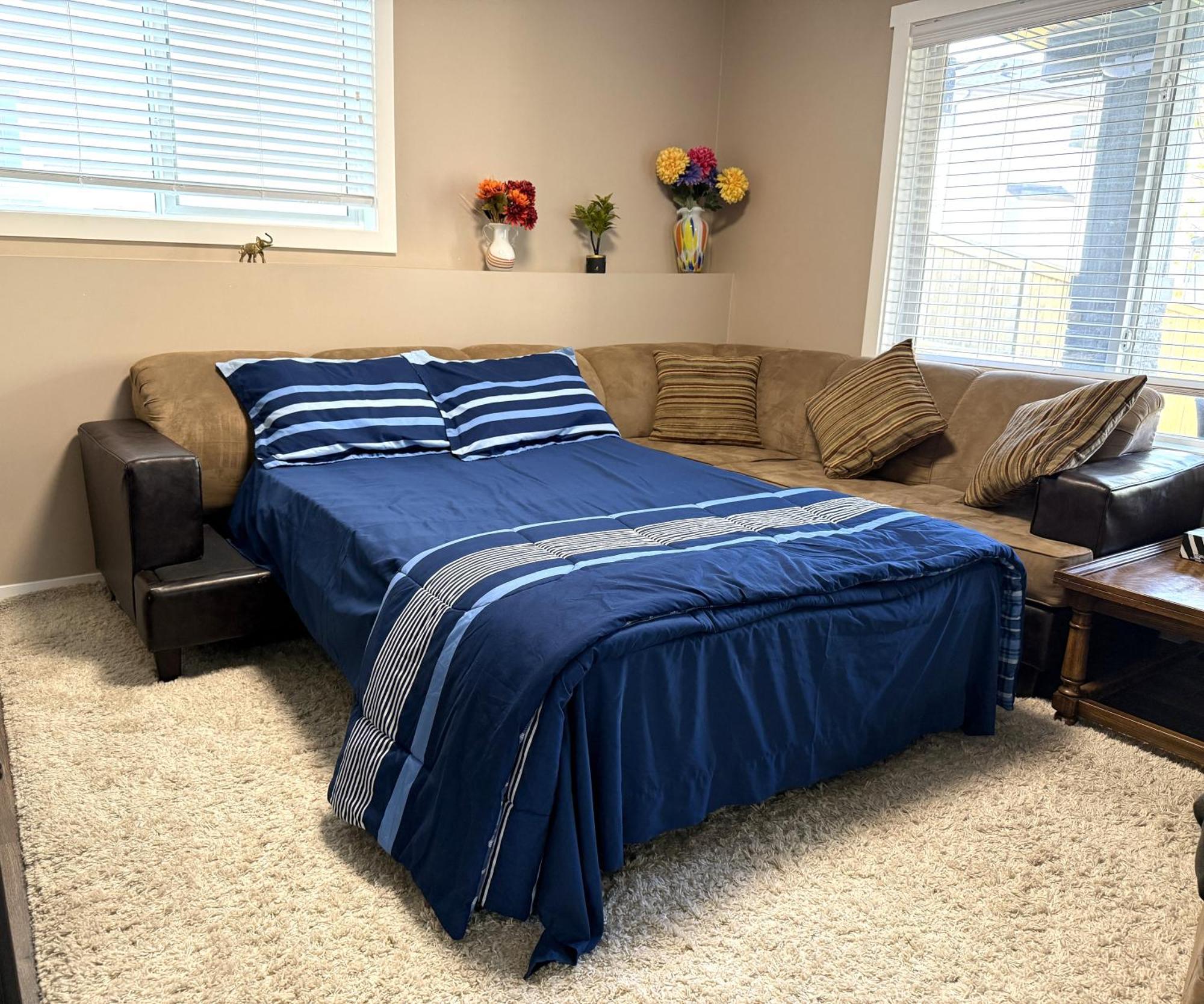 Apartment Spacious Private Walkout Entire Close To Yyc, Dt, Shops, Stampede & Mountains With Many Amenities In Panorama Hills Nw - 4 Sleep Calgary