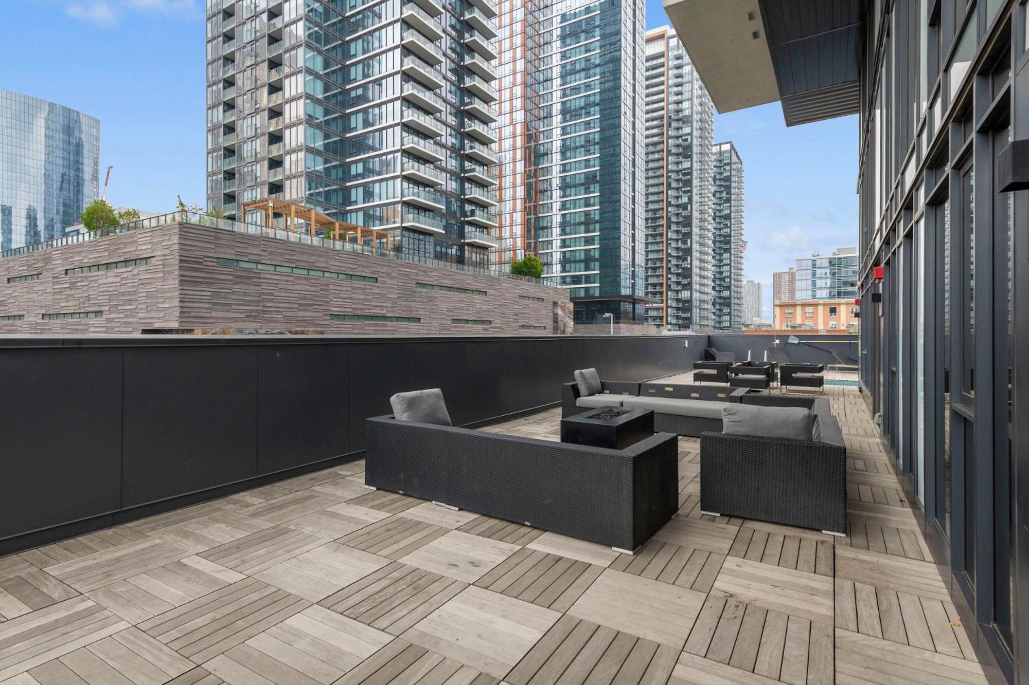 Globalstay Downtown Apartment
