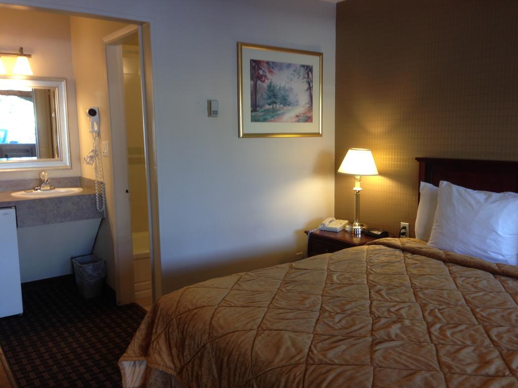 Super 8 Village Calgary