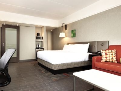 Hilton Garden Downtown 3*
