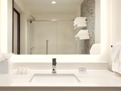 Hilton Garden Downtown Hotel 3*