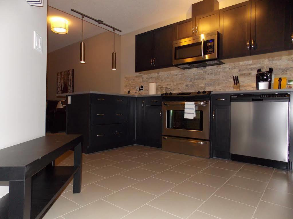 Executive By Roseman - Alura * Calgary