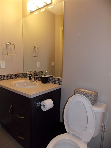 Executive By Roseman - Alura * Calgary