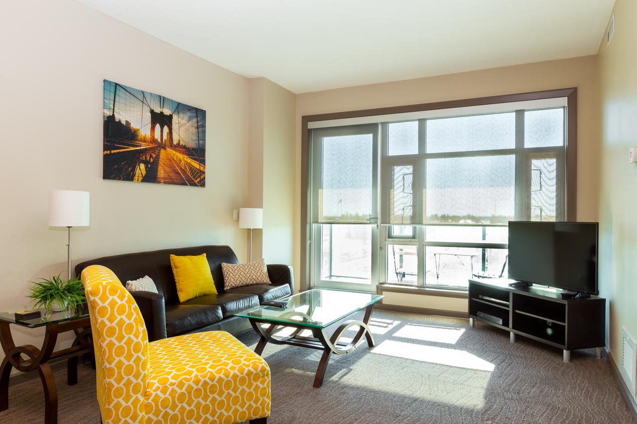 Apartment Digs Vetro *