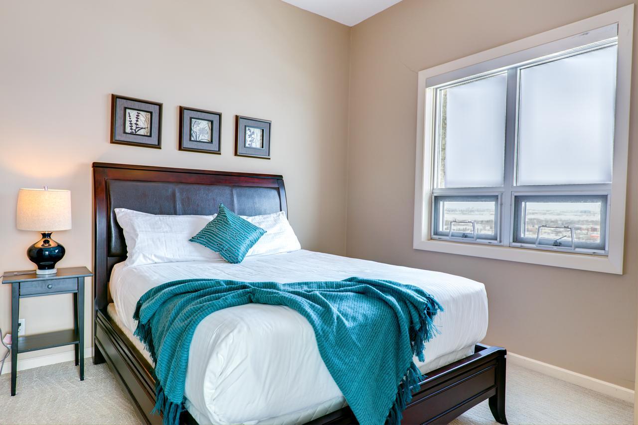 Apartment Digs Vetro *