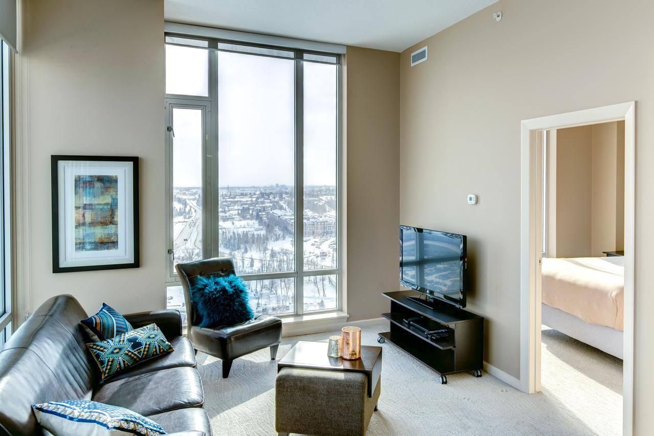 Apartment Digs Vetro *