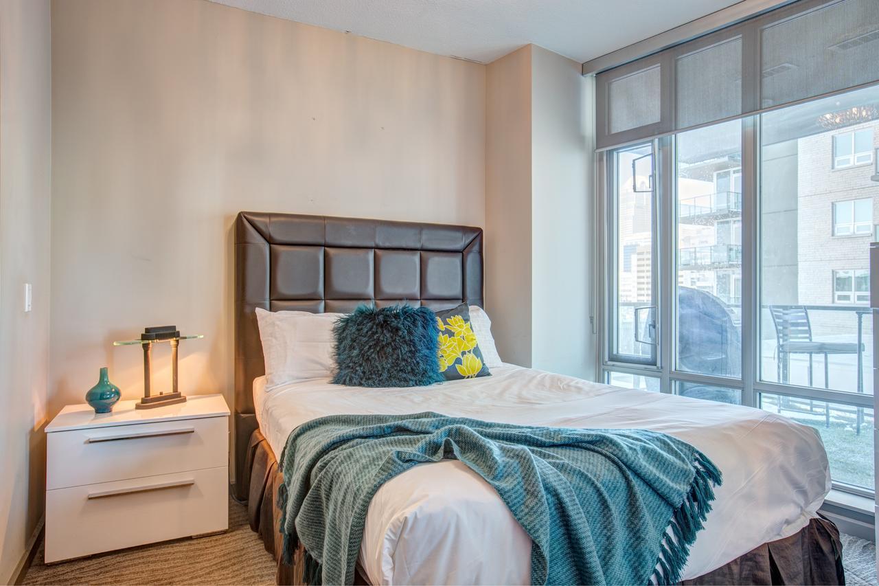 Apartment Digs Vetro *