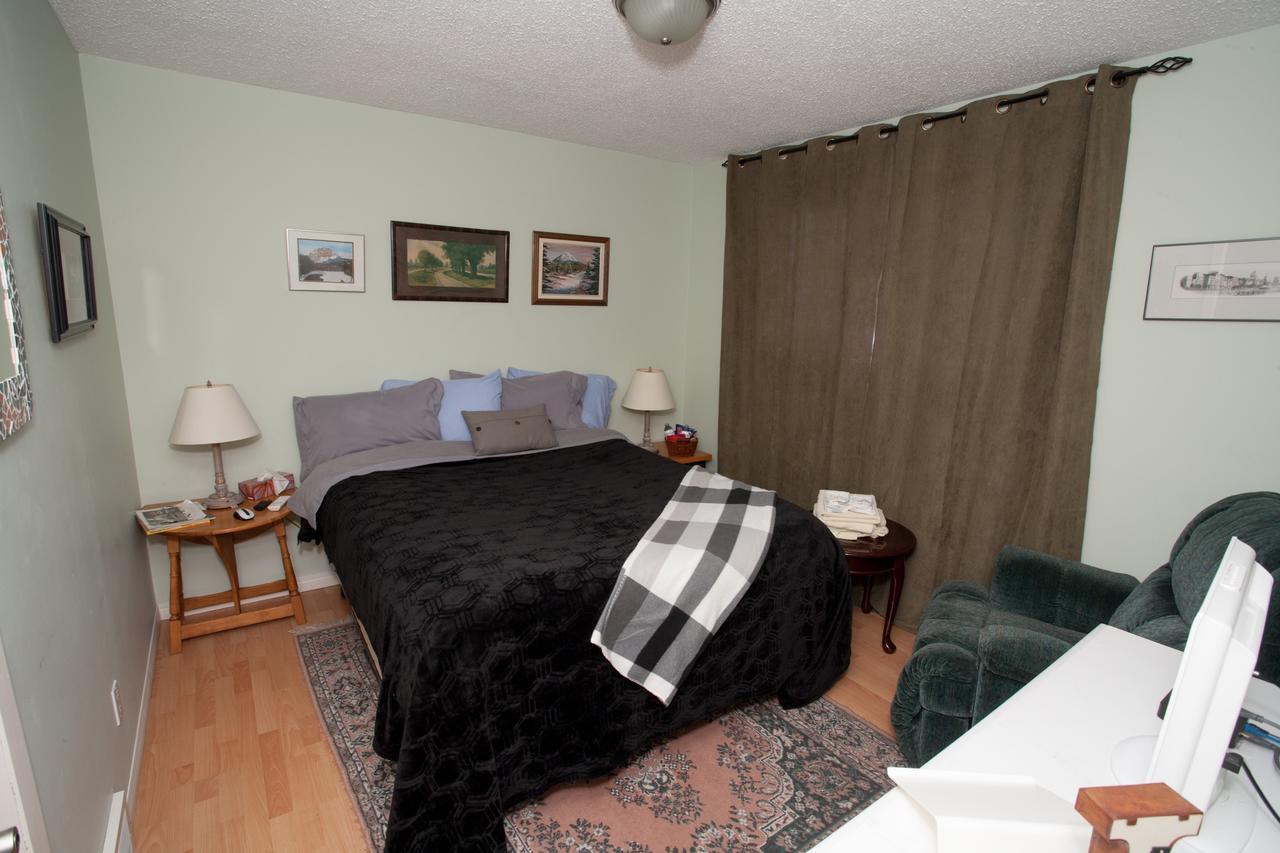 3 Cedars Bed & Breakfast Calgary
