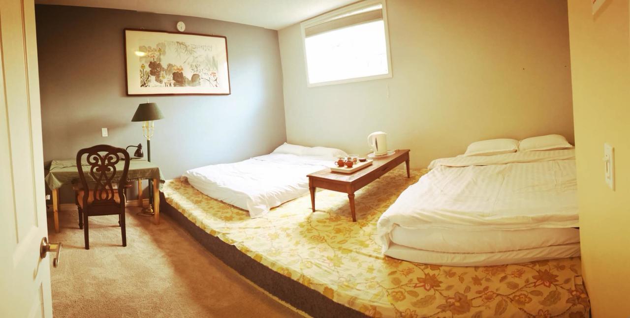 Bed & Breakfast “如家”家庭旅馆 （home ) No.01 Calgary