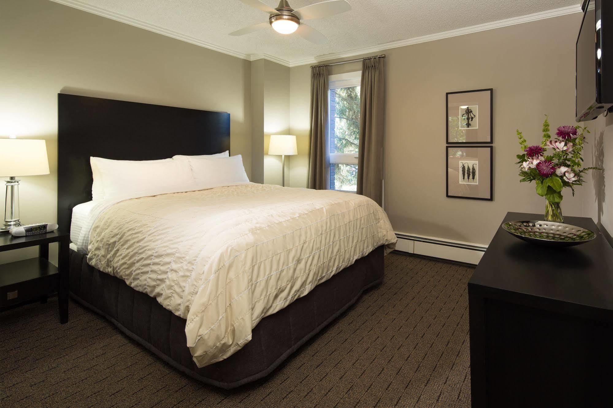 Execsuite Inc. 4* Calgary