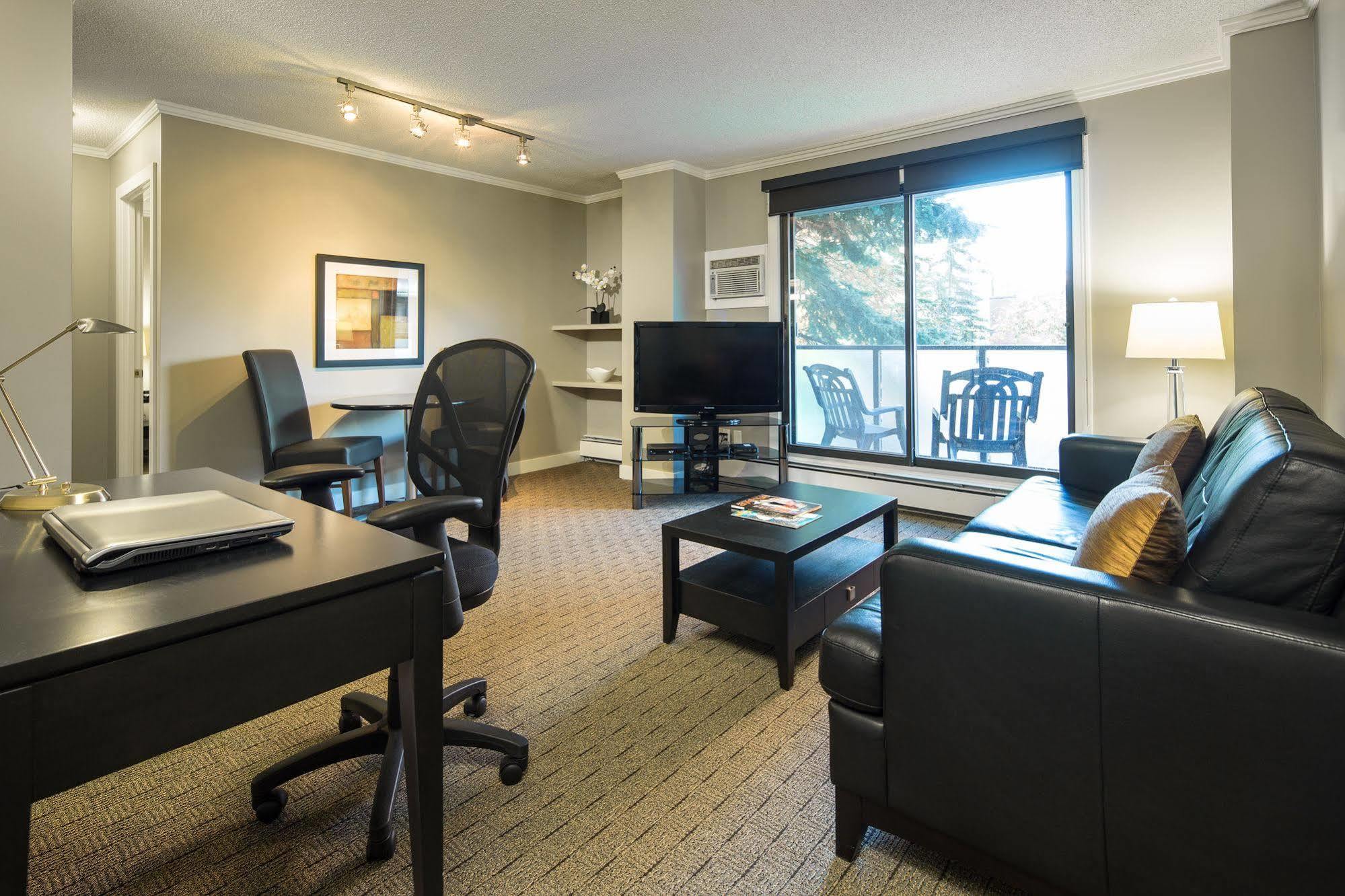 Execsuite Inc. Aparthotel Calgary