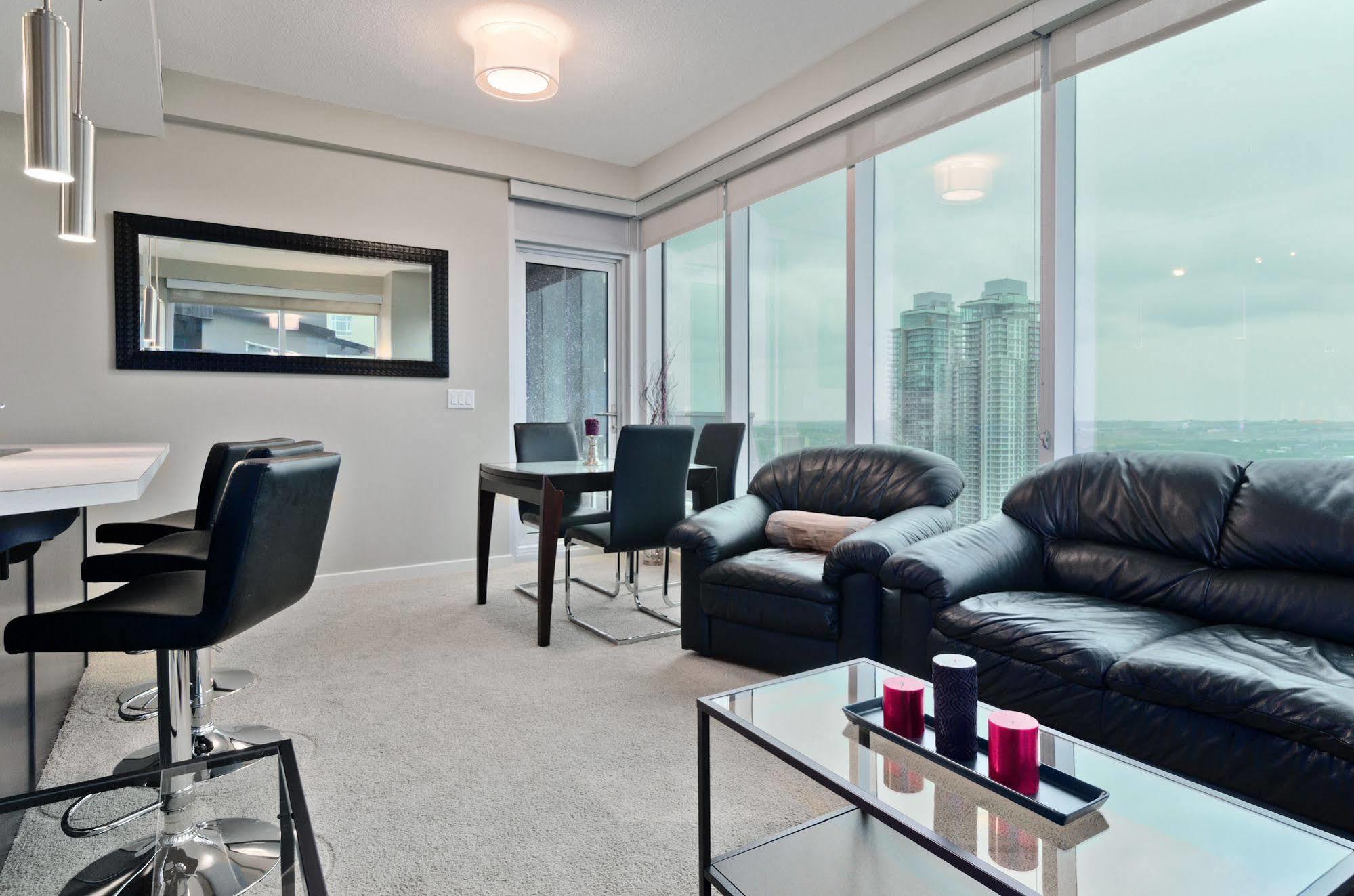 Executive By Roseman - Alura Calgary