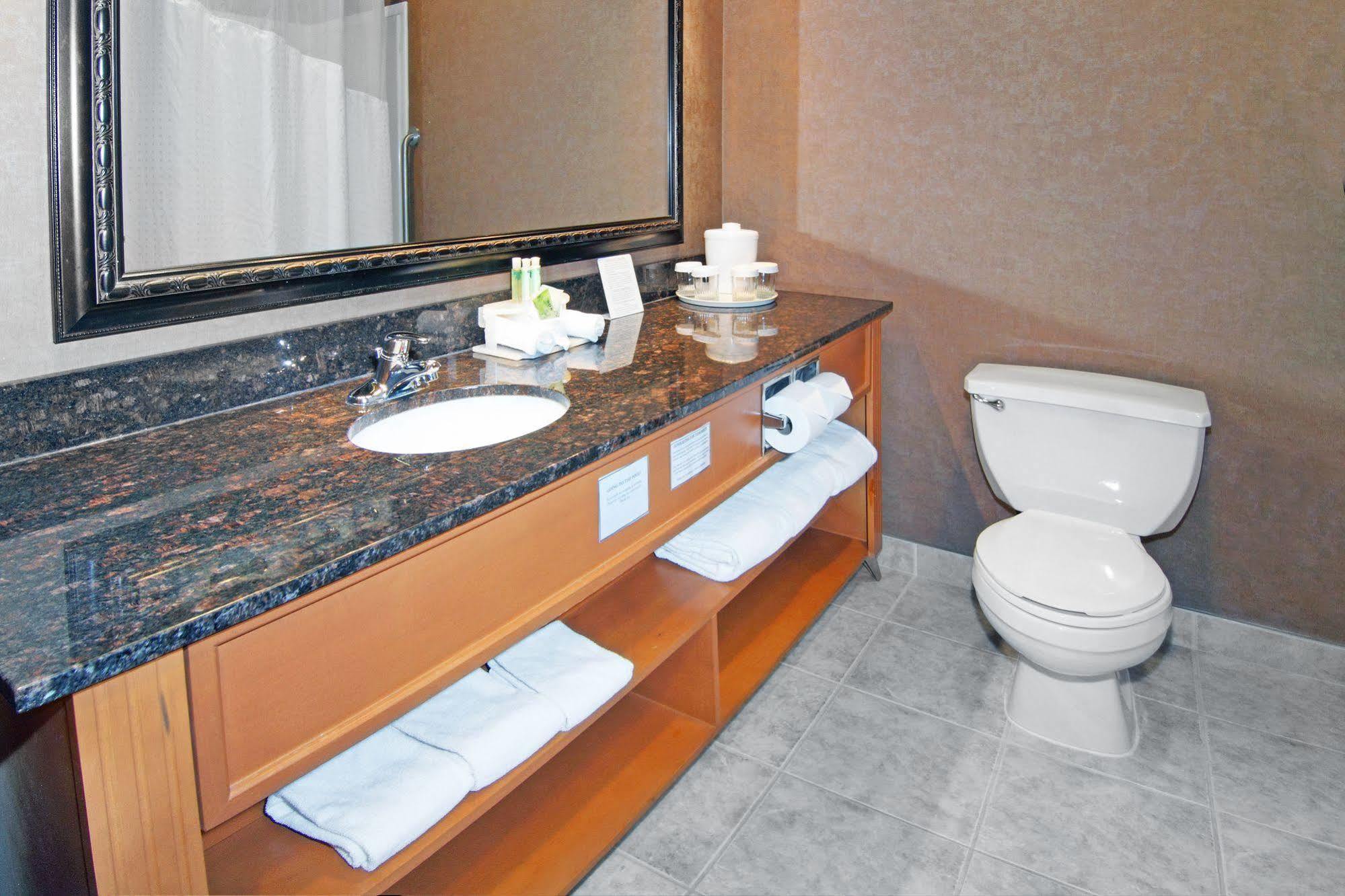 Express South By Ihg Hotel