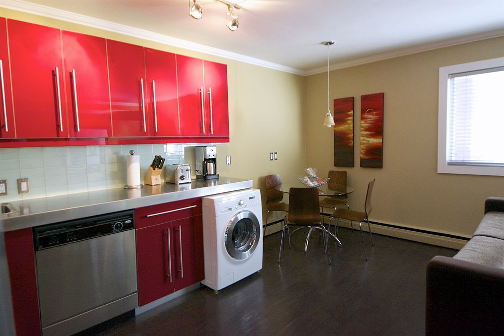 Ostays Condos - Ovation 3*