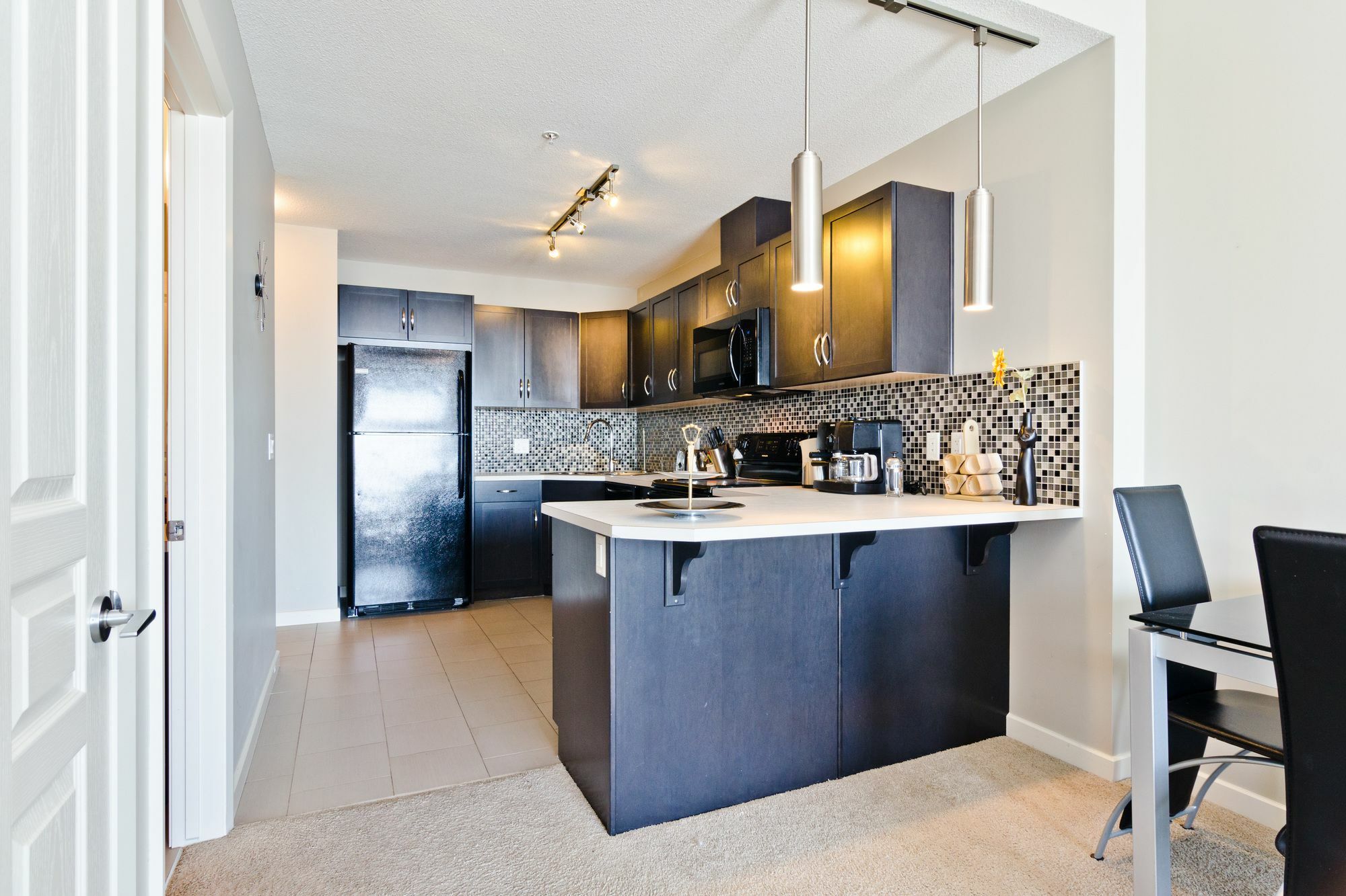 Apartment Digs Alura