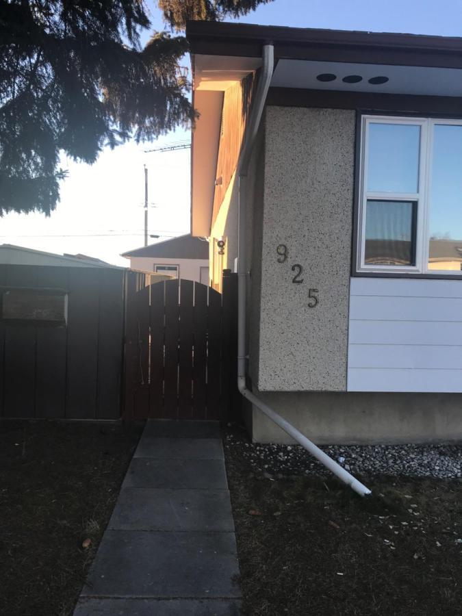 Ranny's Private * Calgary