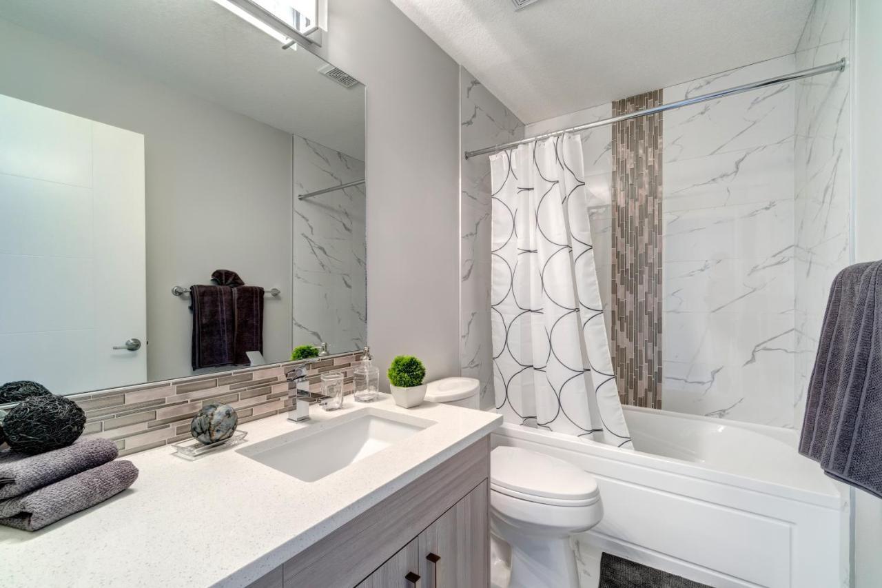 Three-bedroom House With Balcony #33 Sunalta Downtown Apartment