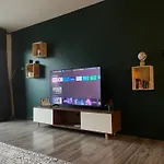 Cosy Place In Downtown With Free Parking - Self Entrance