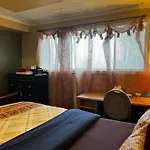 Beautiful Room Close Airport!