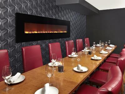 Four Points By Sheraton & West Hotel